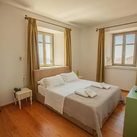 The Lotus Tree Archontiko & Activity Gæstehus 4*